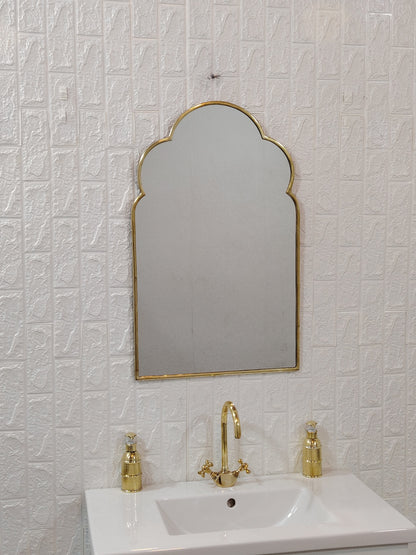 Italian Wavy Arch Mirror Curved Gold Brass Mirror Irregular Mirror Gold Mirror Bathroom Mirror Aesthetic Luxurious Wall Mirror