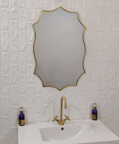 Oval Antique Brass Mirror Wavy Wall Mirror Handmade Mirrors Curvy Oval Mirror Aged Brass Mirror Antiqued Mirror Bathroom Mirror Home Decor