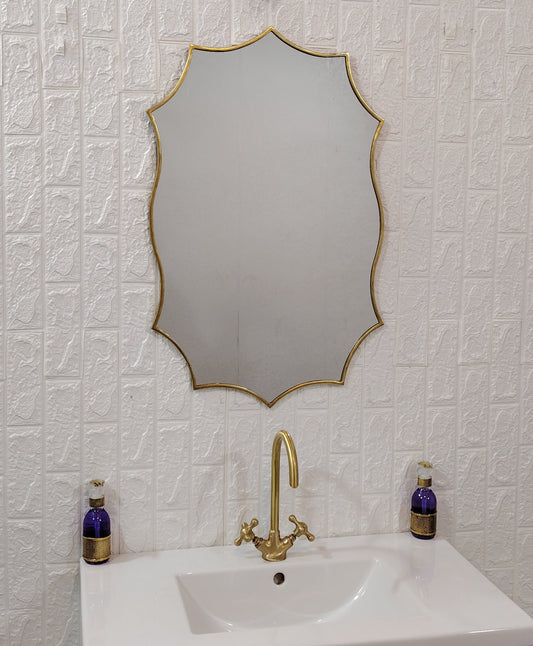 Oval Antique Brass Mirror Wavy Wall Mirror Handmade Mirrors Curvy Oval Mirror Aged Brass Mirror Antiqued Mirror Bathroom Mirror Home Decor